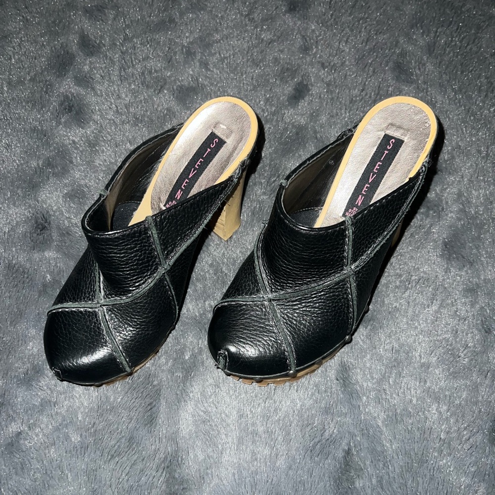 Steve Madden Vintage Clog Heels